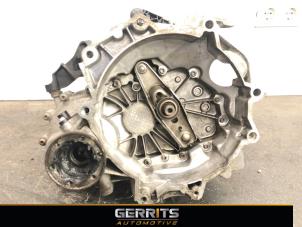 Gebruikte Versnellingsbak Volkswagen Polo IV (9N1/2/3) 1.2 12V Prijs € 374,99 Margeregeling aangeboden door Gerrits Automotive BV