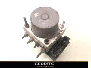 Gebruikte ABS Pomp Nissan Micra (K12) 1.2 16V Prijs € 29,99 Margeregeling aangeboden door Gerrits Automotive BV