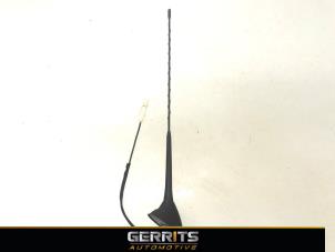 Gebruikte Antenne Peugeot 208 I (CA/CC/CK/CL) 1.0 Vti 12V PureTech Prijs € 24,99 Margeregeling aangeboden door Gerrits Automotive BV