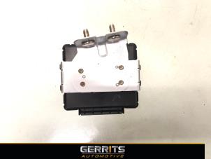 Gebruikte Module PDC Kia Ceed Sportswagon (CDF) 1.6 GDI 16V PHEV Prijs € 199,99 Margeregeling aangeboden door Gerrits Automotive BV