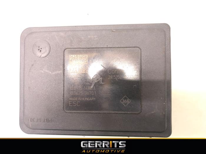 Gebruikte ABS Pomp Renault Megane IV Estate (RFBK) 1.3 TCE 100 16V Prijs € 124,99 Margeregeling aangeboden door Gerrits Automotive BV