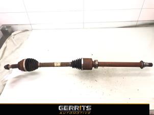 Gebruikte Steekas rechts-voor Renault Megane IV Estate (RFBK) 1.3 TCE 100 16V Prijs € 199,99 Margeregeling aangeboden door Gerrits Automotive BV