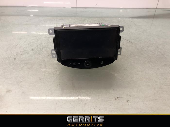 Gebruikte Radio module Opel Corsa E 1.0 SIDI Turbo 12V Prijs € 149,99 Margeregeling aangeboden door Gerrits Automotive BV
