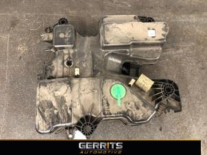 Gebruikte Adblue tank Toyota ProAce 2.0 D-4D 122 16V Prijs € 241,99 Inclusief btw aangeboden door Gerrits Automotive BV