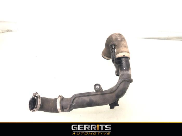 Gebruikte Intercooler Buis Volkswagen Caddy III (2KA,2KH,2CA,2CH) 1.6 TDI 16V Prijs € 54,44 Inclusief btw aangeboden door Gerrits Automotive BV