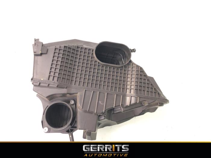 Gebruikte Luchtfilterhuis Dacia Duster (SR) 1.2 TCE 16V Prijs € 49,99 Margeregeling aangeboden door Gerrits Automotive BV