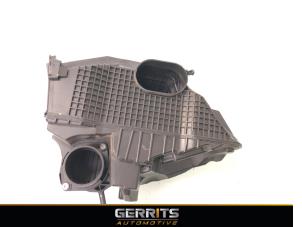 Gebruikte Luchtfilterhuis Dacia Duster (SR) 1.2 TCE 16V Prijs € 49,99 Margeregeling aangeboden door Gerrits Automotive BV