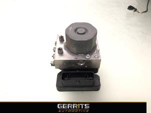 Gebruikte ABS Pomp Dacia Duster (SR) 1.2 TCE 16V Prijs € 199,99 Margeregeling aangeboden door Gerrits Automotive BV