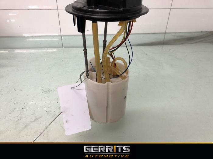 Gebruikte Tank element Pomp Peugeot Partner (GC/GF/GG/GJ/GK) 1.6 BlueHDi 100 Prijs € 90,74 Inclusief btw aangeboden door Gerrits Automotive BV