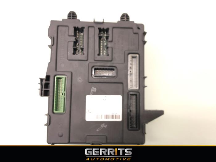 Gebruikte Module Bodycontrol Renault Megane IV Estate (RFBK) 1.2 Energy TCE 100 Prijs € 99,99 Margeregeling aangeboden door Gerrits Automotive BV