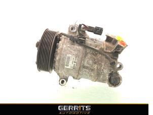 Gebruikte Aircopomp Renault Megane IV Estate (RFBK) 1.2 Energy TCE 100 Prijs € 99,99 Margeregeling aangeboden door Gerrits Automotive BV