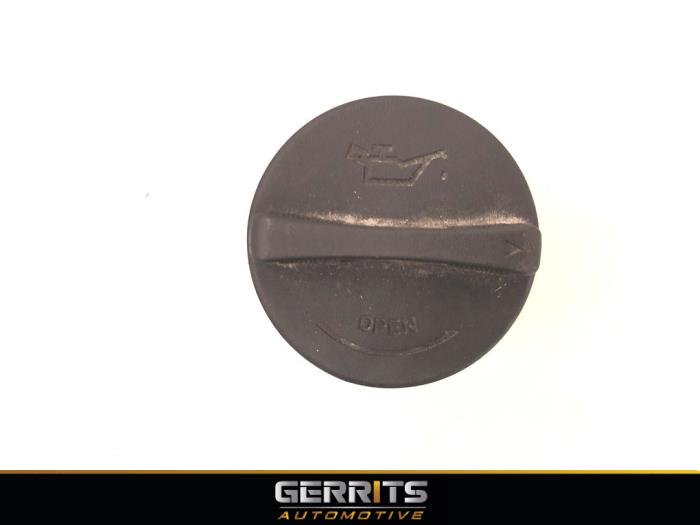 Gebruikte Oliedop Kia Carens IV (RP) 1.6 GDI 16V Prijs € 19,99 Margeregeling aangeboden door Gerrits Automotive BV