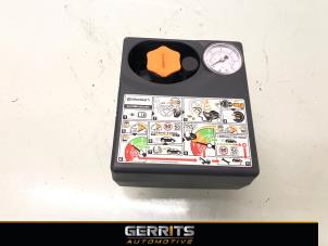 Gebruikte Compressor Volvo V40 (MV) 2.0 D2 16V Prijs € 19,99 Margeregeling aangeboden door Gerrits Automotive BV