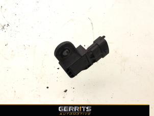 Gebruikte Sensor map (inlaatspruitstuk) Volvo V40 (MV) 2.0 D2 16V Prijs € 19,95 Margeregeling aangeboden door Gerrits Automotive BV
