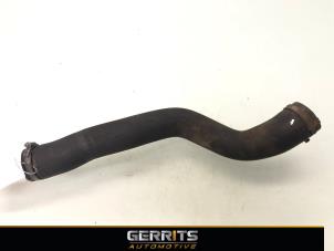 Gebruikte Intercooler Slang Volvo V60 I (FW/GW) 1.6 DRIVe Prijs € 24,99 Margeregeling aangeboden door Gerrits Automotive BV