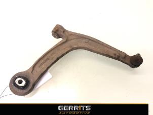 Gebruikte Triangel rechts-voor Ford Ka II 1.2 Prijs € 24,99 Margeregeling aangeboden door Gerrits Automotive BV