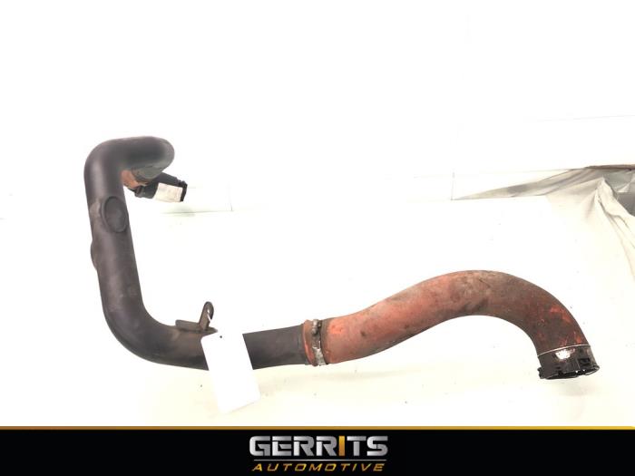 Gebruikte Intercooler Buis Renault Master III (MA/MB/MC/MD/MH/MF/MG/MH) 2.3 dCi 16V Prijs € 151,24 Inclusief btw aangeboden door Gerrits Automotive BV