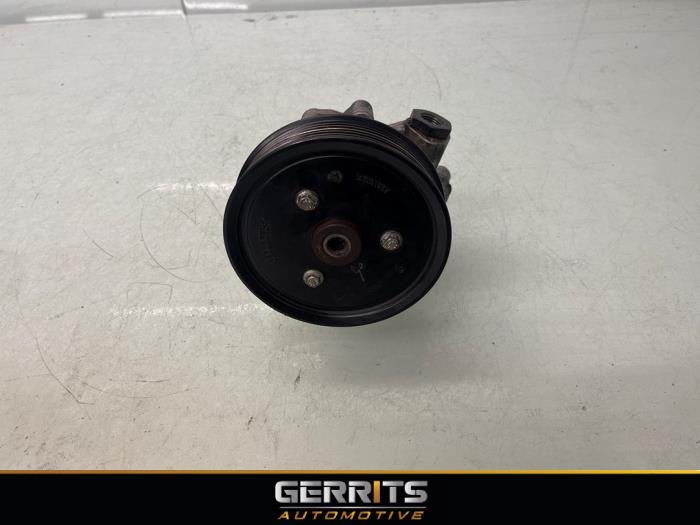 Gebruikte Servopomp Renault Master III (MA/MB/MC/MD/MH/MF/MG/MH) 2.3 dCi 16V Prijs € 120,99 Inclusief btw aangeboden door Gerrits Automotive BV