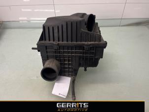 Gebruikte Luchtfilterhuis Renault Master III (MA/MB/MC/MD/MH/MF/MG/MH) 2.3 dCi 16V Prijs € 60,49 Inclusief btw aangeboden door Gerrits Automotive BV