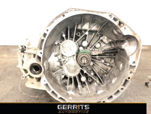 Gebruikte Versnellingsbak Renault Master III (MA/MB/MC/MD/MH/MF/MG/MH) 2.3 dCi 16V Prijs € 1.451,99 Inclusief btw aangeboden door Gerrits Automotive BV