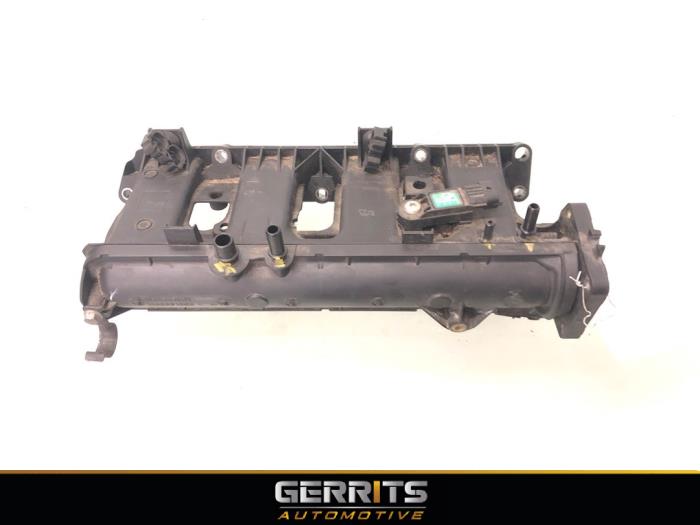 Gebruikte Inlaatspruitstuk Renault Captur I (2R) 1.2 TCE 16V EDC Prijs € 49,99 Margeregeling aangeboden door Gerrits Automotive BV