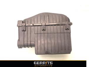 Gebruikte Luchtfilterhuis Citroen C4 Cactus (0B/0P) 1.2 PureTech 82 12V Prijs € 24,99 Margeregeling aangeboden door Gerrits Automotive BV