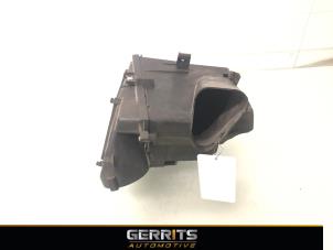 Gebruikte Luchtfilterhuis Volvo XC90 I 2.4 D5 20V Prijs € 49,99 Margeregeling aangeboden door Gerrits Automotive BV
