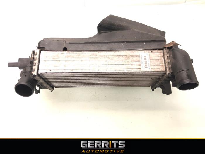 Gebruikte Intercooler Ford Focus 3 Wagon 1.0 Ti-VCT EcoBoost 12V 125 Prijs € 49,99 Margeregeling aangeboden door Gerrits Automotive BV