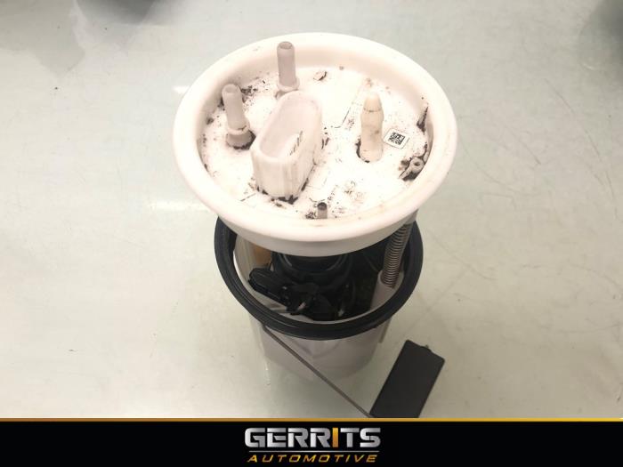 Gebruikte Tank element Pomp Seat Ibiza IV SC (6J1) 1.6 16V Prijs € 24,99 Margeregeling aangeboden door Gerrits Automotive BV