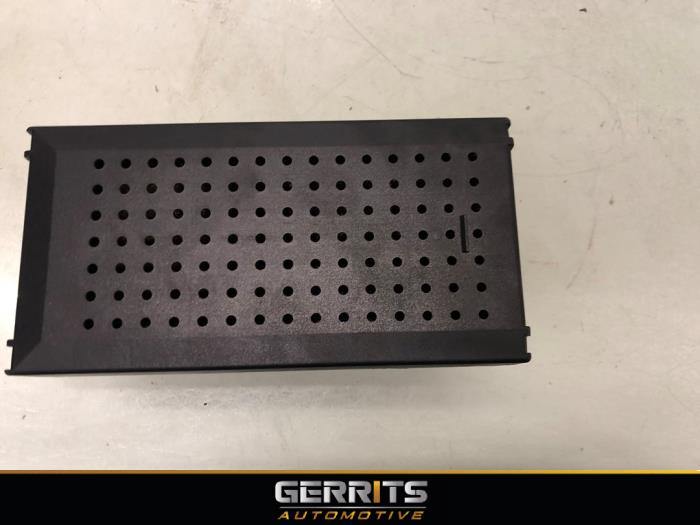 Central electronic module van een Volvo XC70 (SZ) XC70 2.5 T 20V 2003