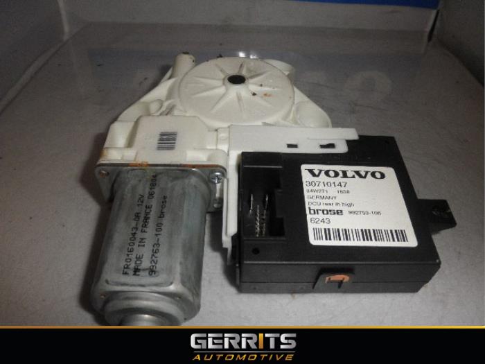 Gebruikte Module Centrale Deurvergrendeling Volvo V50 (MW) 2.4 20V Prijs € 29,99 Margeregeling aangeboden door Gerrits Automotive BV