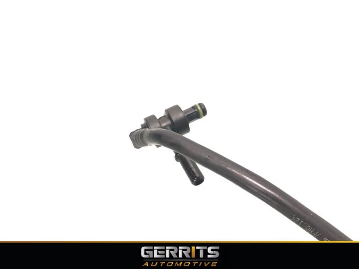 Gebruikte Leiding (diversen) Mercedes A (177.0) 2.0 A-250 Turbo 16V Prijs € 39,99 Margeregeling aangeboden door Gerrits Automotive BV