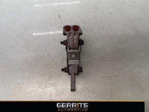 Gebruikte Motorrubber Volvo V70 (SW) 2.3 T5 20V Prijs € 24,99 Margeregeling aangeboden door Gerrits Automotive BV