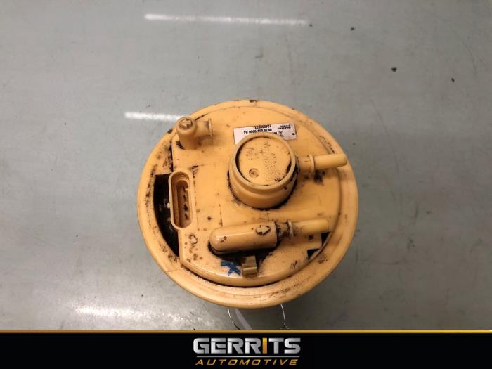 Gebruikte Tank element Pomp Mitsubishi Colt (Z2/Z3) 1.3 16V Prijs € 34,99 Margeregeling aangeboden door Gerrits Automotive BV