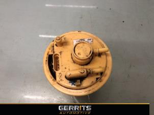 Gebruikte Tank element Pomp Mitsubishi Colt (Z2/Z3) 1.3 16V Prijs € 34,99 Margeregeling aangeboden door Gerrits Automotive BV