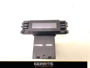 Gebruikte Display Interieur Volvo V70 (BW) 2.4 D5 20V Prijs € 39,95 Margeregeling aangeboden door Gerrits Automotive BV