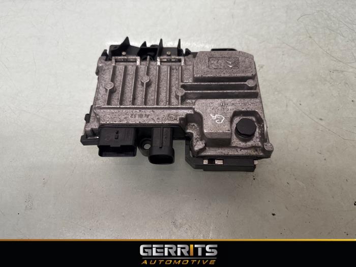 Gebruikte Start/Stop computer Citroen C4 Cactus (0B/0P) 1.6 Blue Hdi 100 Prijs € 59,99 Margeregeling aangeboden door Gerrits Automotive BV