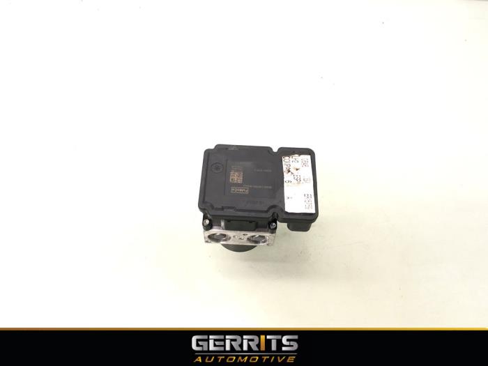 Gebruikte ABS Pomp Ford C-Max (DXA) 1.6 SCTi 16V Prijs € 59,99 Margeregeling aangeboden door Gerrits Automotive BV
