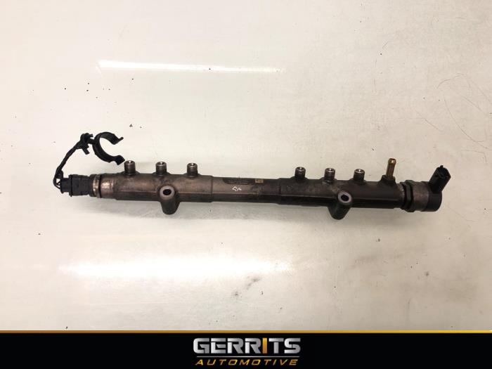 Gebruikte Verstuiver brug Volvo V70 (BW) 2.4 D5 20V Prijs € 54,98 Margeregeling aangeboden door Gerrits Automotive BV