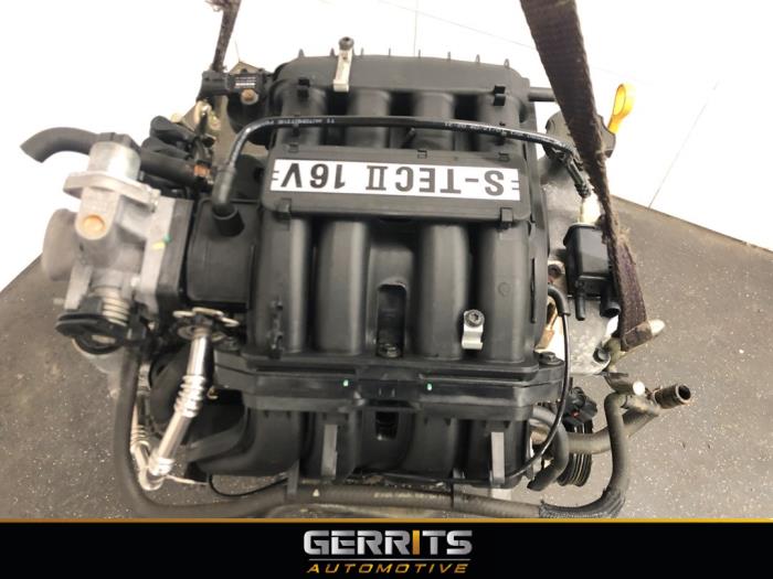 Motor van een Chevrolet Spark (M300) 1.0 16V Bifuel 2011