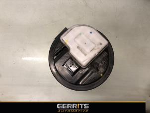 Gebruikte Tank element Pomp Opel Crossland (X) 1.2 Turbo 12V Prijs € 99,99 Margeregeling aangeboden door Gerrits Automotive BV