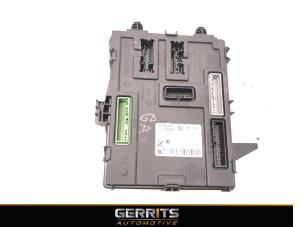 Gebruikte Module Bodycontrol Renault Grand Scénic IV (RFAR) 1.3 TCE 140 16V Prijs € 164,99 Margeregeling aangeboden door Gerrits Automotive BV