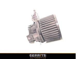 Gebruikte Aanjager Renault Grand Scénic IV (RFAR) 1.3 TCE 140 16V Prijs € 34,99 Margeregeling aangeboden door Gerrits Automotive BV