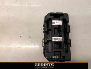 Gebruikte Zekeringkast BMW 1 serie (F20) 116i 1.6 16V Prijs € 19,99 Margeregeling aangeboden door Gerrits Automotive BV