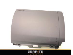 Gebruikte Dashboardkastje Skoda Superb Combi (3V5) 1.6 TDI Prijs € 39,99 Margeregeling aangeboden door Gerrits Automotive BV