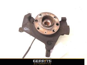 Gebruikte Asschenkel rechts-voor Opel Corsa D 1.4 16V Twinport Prijs € 24,99 Margeregeling aangeboden door Gerrits Automotive BV