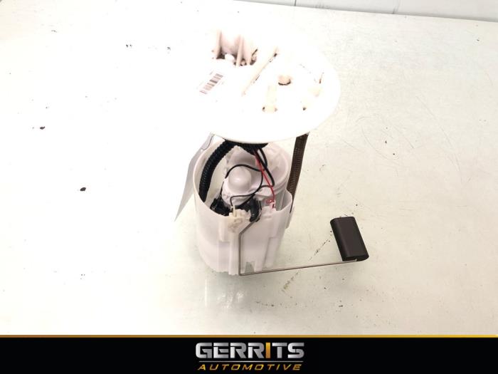 Gebruikte Tank element Pomp Opel Meriva (B) 1.4 Turbo 16V Ecotec Prijs € 49,99 Margeregeling aangeboden door Gerrits Automotive BV