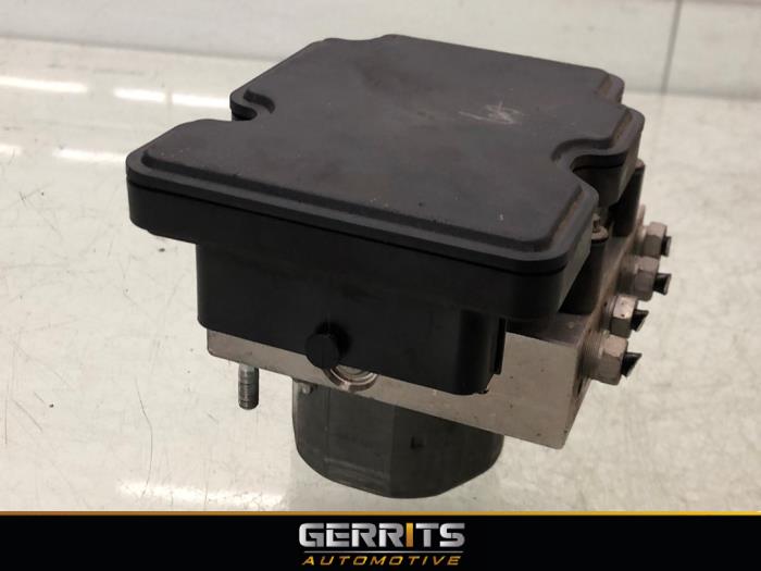 Gebruikte ABS Pomp Opel Meriva (B) 1.4 Turbo 16V Ecotec Prijs € 199,99 Margeregeling aangeboden door Gerrits Automotive BV