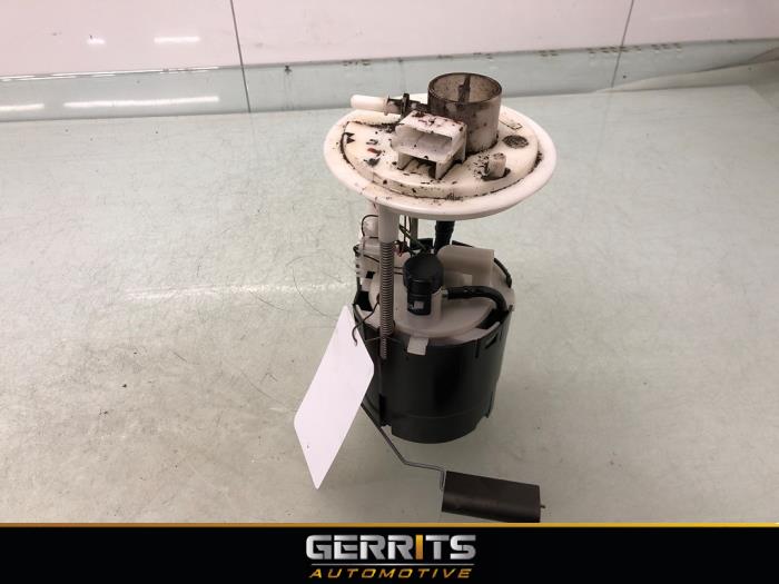 Gebruikte Tank element Pomp Fiat Punto II (188) 1.2 60 S Prijs € 19,99 Margeregeling aangeboden door Gerrits Automotive BV
