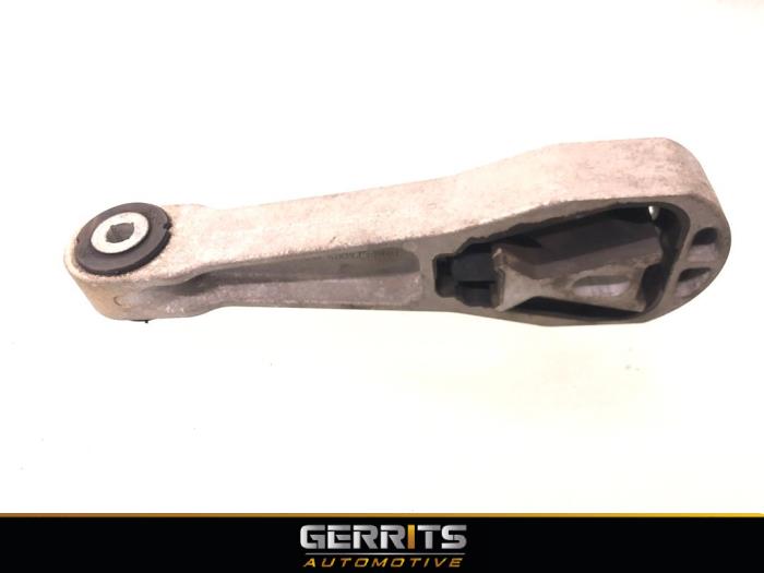 Motorsteun van een Volvo V40 (MV) 2.0 D2 16V 2016